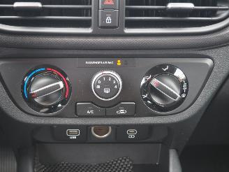 Hyundai I-10 1.0 Comfort picture 23