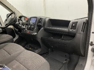 Peugeot Boxer 2.2 HDI L2H2 Airco picture 12