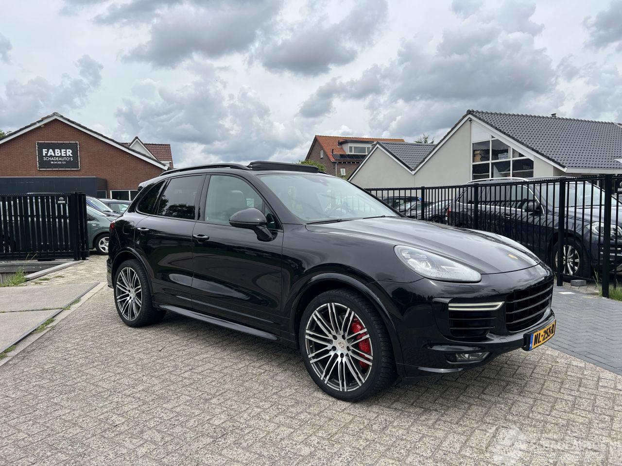 Porsche Cayenne 3.6 GTS PANO ORIGINAL NL NAP
