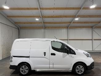 skadebil auto Nissan E-NV200 80kW 24kWh Navigatie Stoel/Stuurverwarming 2014/11