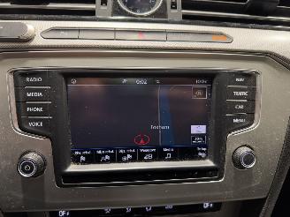 Volkswagen Passat Variant 1.4TSI 92kW Connected Series picture 19