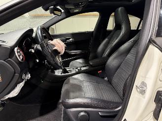 Mercedes Cla-klasse 180 90kW Edition 1 Panoramadak picture 28