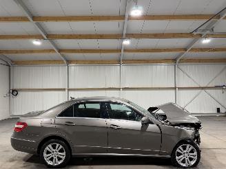 skadebil auto Mercedes E-klasse E200CGI 135kW Automaat Business Class Elegance 2011/3