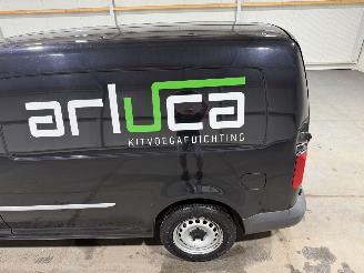 Volkswagen Caddy maxi 2.0TDI L2H1 BMT Trendline picture 18