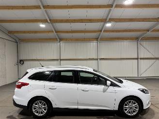 skadebil auto Ford Focus 1.0 EcoBoost 92kW Edition Plus 2014/1