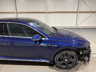 Volkswagen Arteon 2.0TSI 140kW Automaat Pano Business R picture 14