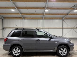 skadebil auto Mitsubishi Outlander 2.0 100kW Airco Invite+ 2006/10
