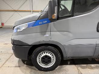 Iveco Daily 3.0CNG 100kW Airco H3 picture 15