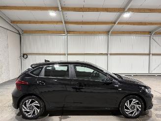 Vaurioauto  passenger cars Hyundai I-20 1.0T-GDI 74kW Comfort Camera 2025/5