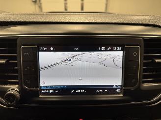Peugeot Expert 2.0BlueHDI 90kW Automaat Premium picture 18