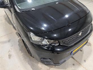 Peugeot Partner 1.5BlueHDI 96kW Automaat 130 Eat8 S&S picture 19