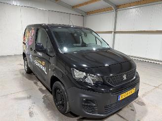 Peugeot Partner 1.5BlueHDI 96kW Automaat 130 Eat8 S&S picture 3