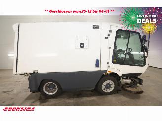 TENNANT  HMF 426 Veegmachine picture 8