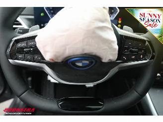BMW 3-serie 330e Schuifdak 360° LED Cruise SHZ 4.216 km! picture 21
