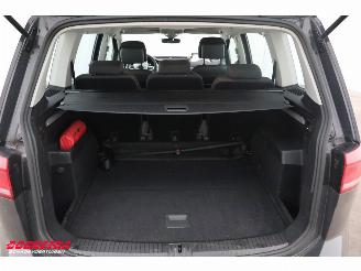 Volkswagen Touran 2.0 TDI 150 PK DSG Navi Clima Cruise SHZ PDC picture 35