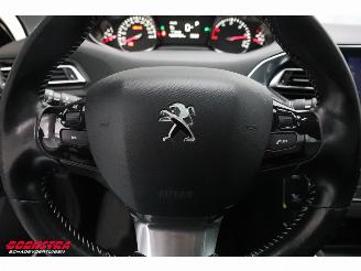 Peugeot 308 SW 1.6 BlueHDI Aut. Allure Pano Navi Clima Cruise PDC AHK picture 20