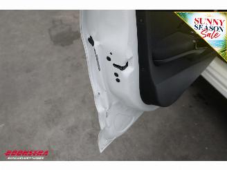Peugeot 208 1.2 PT. 110 Signature Clima PDC Mirrorlink Camera 93.920 km! picture 13