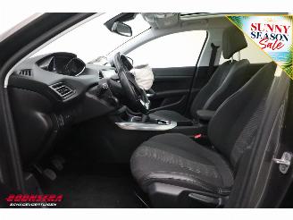 Peugeot 308 1.2 PureTech Allure Pano Navi Clima Cruise Camera PDC 95.668 km! picture 16