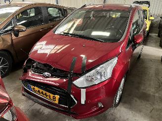 krockskadad bil machine Ford B-Max 1.0 EcoBoost Titanium 2017/2