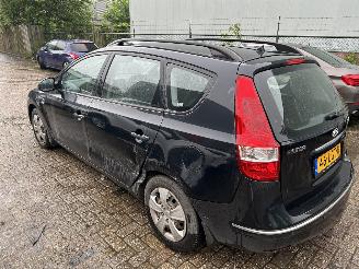 Hyundai I-30 CW  1.4i Blue Dynamic Bns picture 7