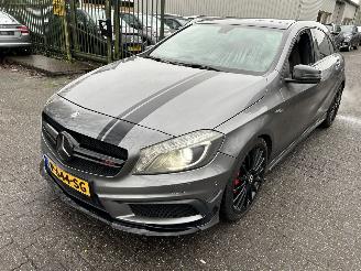 Vaurioauto  passenger cars Mercedes A-klasse 45 AMG Turbo  4 matic   ( schadevrij ) 2015/1