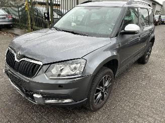 Unfallwagen Skoda Yeti Outdoor 1.2 TSI  Automaat 2018/1