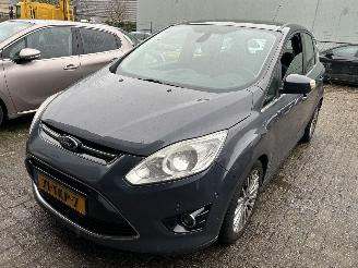 damaged passenger cars Ford C-Max 1.6 TDCI Lease Titanium 2012/3