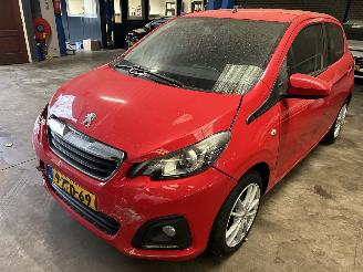 skadebil auto Peugeot 108 1.0 2014/12
