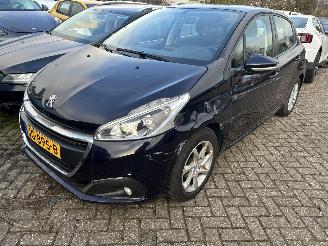 Avarii autoturisme Peugeot 208 1.2 PureTech Active 2016/3