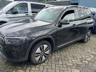 skadebil auto Mercedes EQB 250  Automaat Business line  67 kWh 2023/4