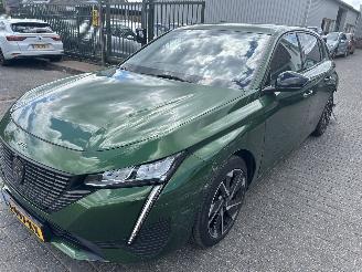 skadebil auto Peugeot 308 1.2 PureTech  Allure Pack Business   5 drs 2023/7
