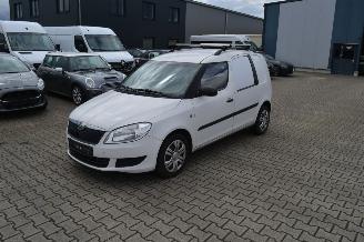 Voiture accidenté Skoda  PRAKTIK 1.2 TDI 55 KW EURO 5 2012/7