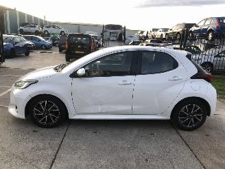 skadebil auto Toyota Yaris 1.5 Hybrid Dynamic 2020/12