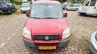 krockskadad bil auto Fiat Doblo 1.4 FAMILY 2007/10