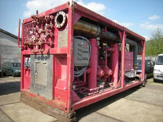 Caterpillar  OFFSHORE CONTAINER 20ft INCL WARMTEWISSELAAR 10 ft GASCOMPRESSOR UNIT V12 CATERPILLAR picture 1