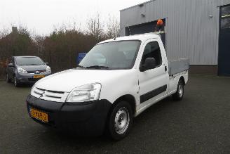 skadebil auto Citroën Berlingo 1.6HDI 800 PICK UP / OPEN LAADBAK 2008/2