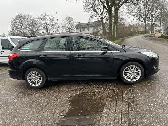 Ford Focus 1.0 EcoBoost Titanium picture 21
