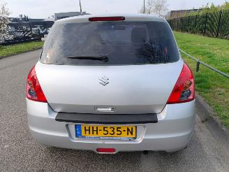 Suzuki Swift 1.3 AIRCO picture 14