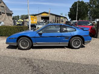 Pontiac Fiero 2.8 GT V6 COUPE AIRCO picture 3