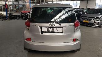Toyota Verso S 1.3 VVT-I  AUT BENZ 5 DRS NAP.... picture 5