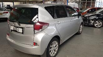 Toyota Verso S 1.3 VVT-I  AUT BENZ 5 DRS NAP.... picture 4