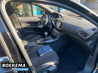 Peugeot 308 SW 1.2 PureTech GT-line Navi Clima Camera Cruise picture 24