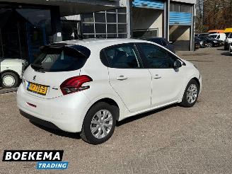 Peugeot 208 1.2 PureTech Blue Lion Navigatie Airco Cruise picture 2