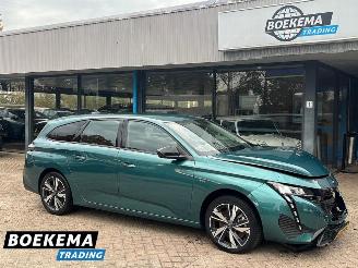 skadebil auto Peugeot 308 SW 1.6 Plug-in Hybrid 180 Navi Cruise Climate Trekh. PDC 2023/11