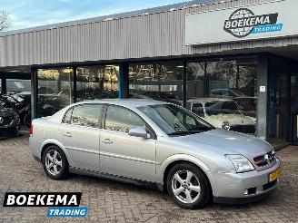 Opel Vectra 2.2 16V Elegance 155PK Aut Cruise PDC Trek. 2004/10