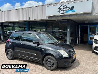 krockskadad bil auto Suzuki Swift 1.3 Base Airco 3-Deurs 2009/10