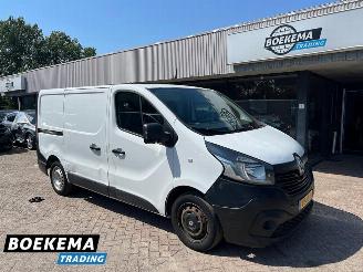 bruktbiler bedrijf Renault Trafic 1.6 dCi T27 Générique Airco Schuifdeur Trekhaak 2017/6