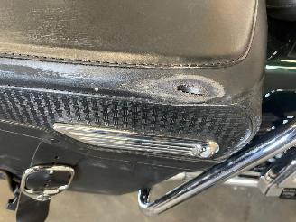 Harley-Davidson Road King Classic 13.775 km Groen picture 29