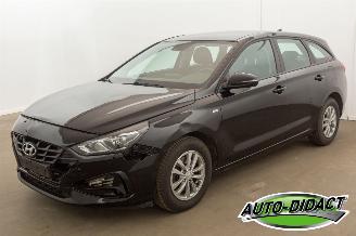 Vaurioauto  passenger cars Hyundai I-30 1.0 Airco Camera 109.134 km 2022/1