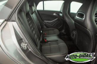 Mercedes Cla-klasse 180 90kW Automaat Navi Camera Airco Shooting Brake picture 21